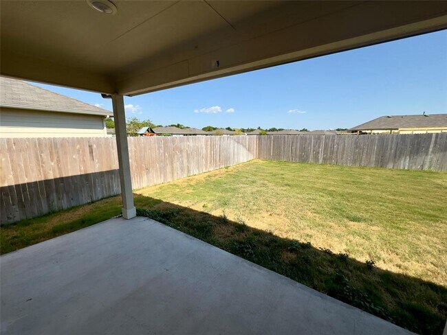 Building Photo - 1302 Camden Ln