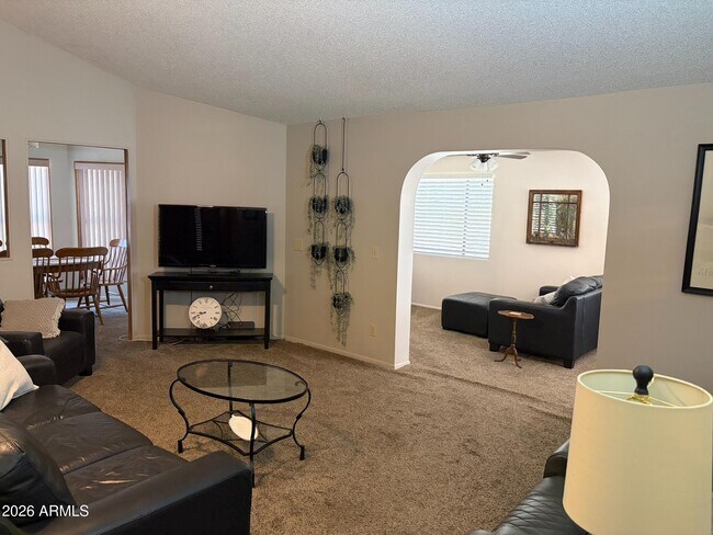 Building Photo - 26635 S Navajo Pl
