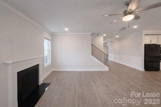 Building Photo - 1211 Ashe Mdw Dr