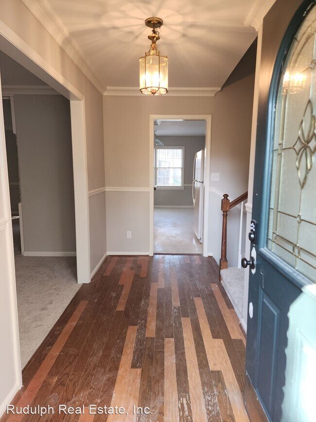 Building Photo - 4 br, 2.5 bath House - 1856 Catala Rd.
