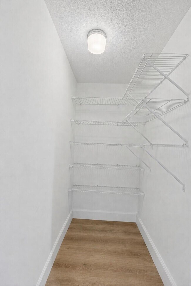 Building Photo - 2871 N Ocean Blvd