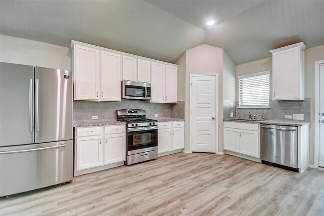 Building Photo - 6930 Scarlet Sagebrush St
