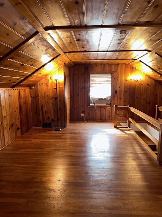 Building Photo - 20109 Stotter St