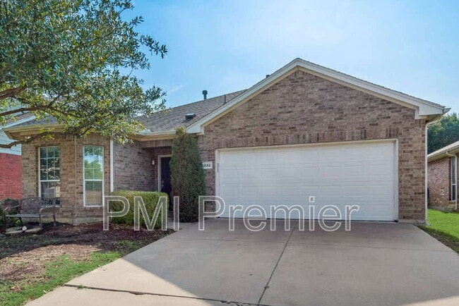 Building Photo - 5832 Center Ridge Dr