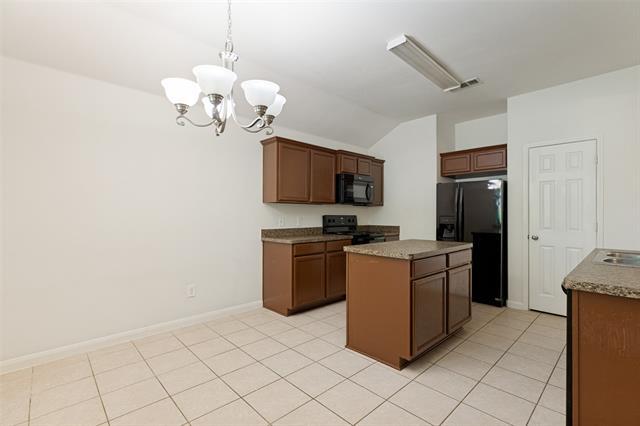Building Photo - 1800 Black Willow Trail