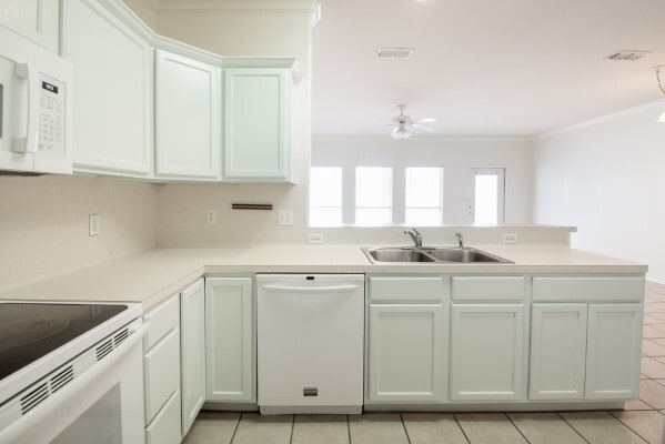 Building Photo - 15110 Leeward Dr