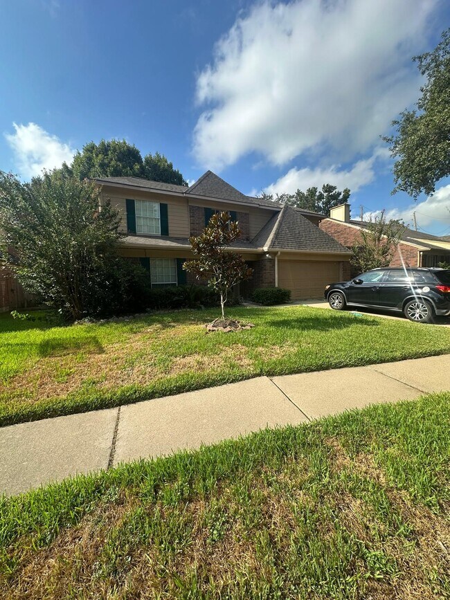 Building Photo - 20519 Apache Lake Dr