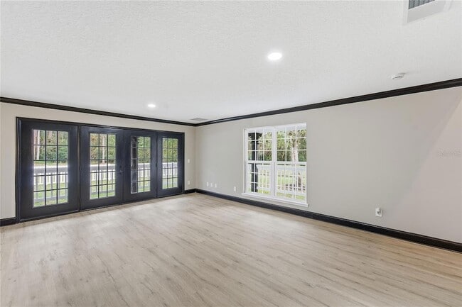 Building Photo - 14728 Henson Rd