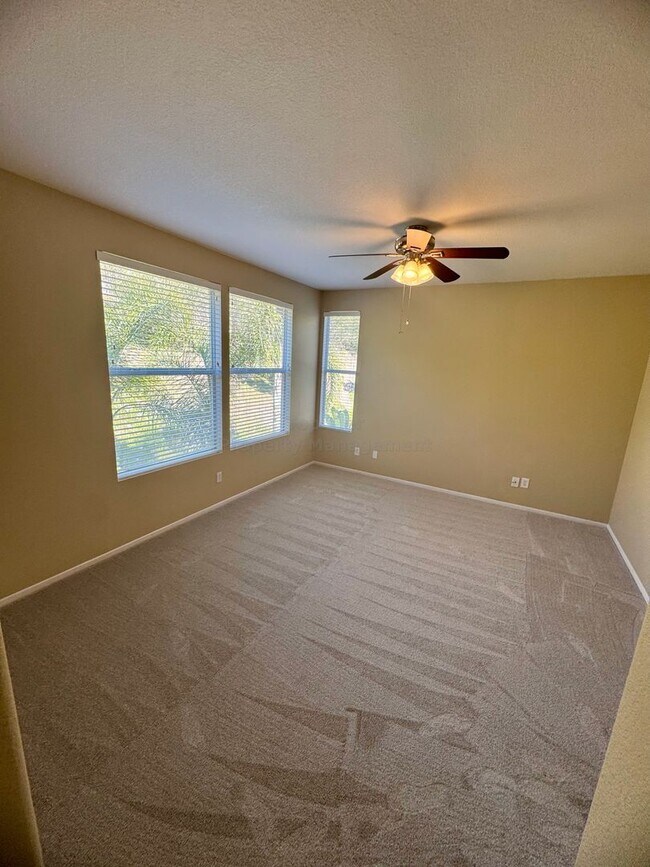Building Photo - Spacious 2-Bedroom Condo in Rancho Bernard...