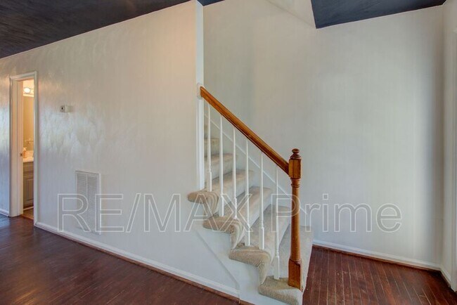 Building Photo - 427 Las Gaviotas Blvd