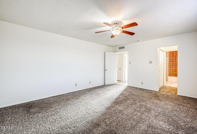 Building Photo - 293 Atlantic Rd