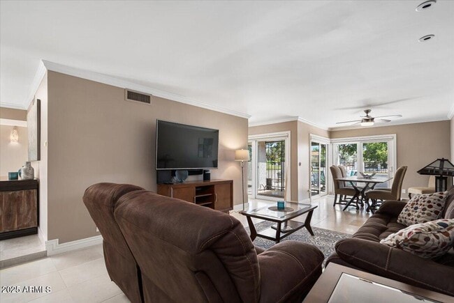 Building Photo - 8207 E Del Cuarzo Dr