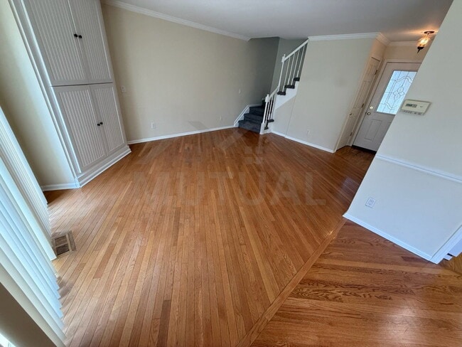 Building Photo - 48108 Colony Farm Cir