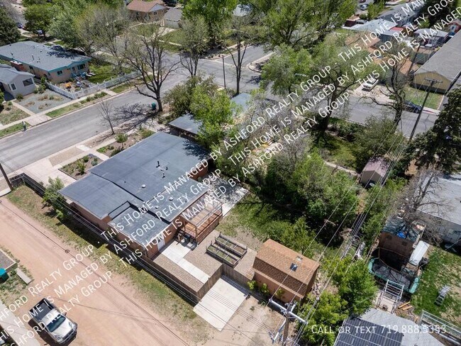 Building Photo - 1406 N Foote Ave