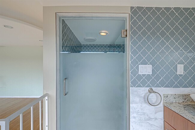 Building Photo - 2001 Holcombe Blvd