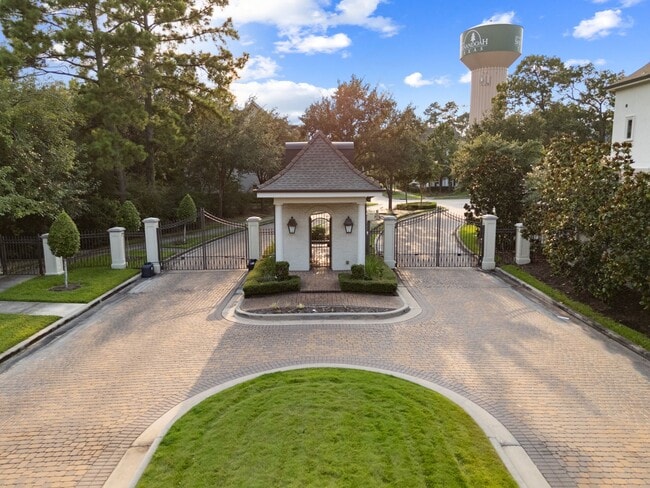 Building Photo - 114 Magnolia Grn St