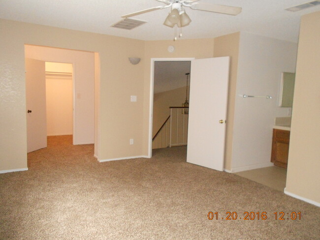 Building Photo - CAMPUS PARK . MOVE IN SPECIAL! $2547.50 MO...