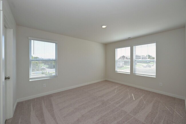 Building Photo - **BE THE VERY FIRST ONE TO LIVE IN THIS BRAND NEW HOME IN THE EXCLUSIVE GREENHILL ESTATES NEIGHBO...