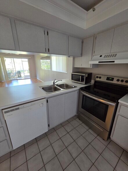 Building Photo - 232 Pebble Beach Blvd