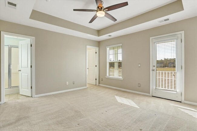 Building Photo - Cute 3 bedroom 2 bath