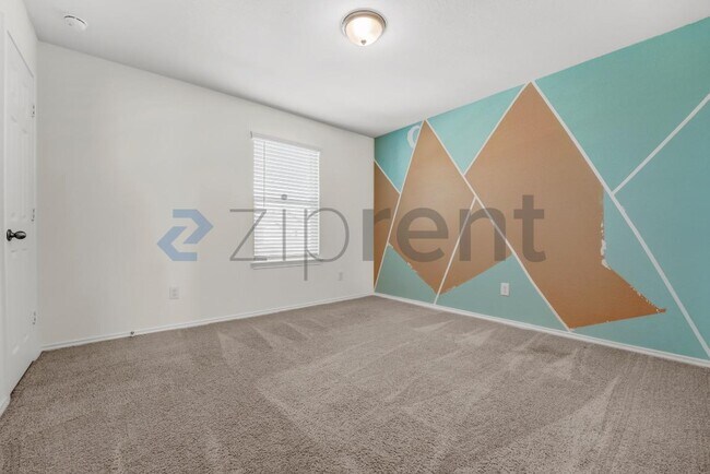 Building Photo - Unit