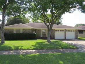 Building Photo - 2706 Lufkin Ln