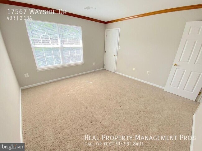 Building Photo - 17567 Wayside Dr