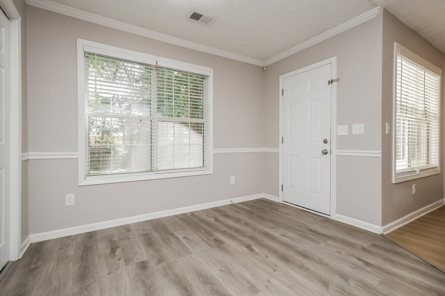 Building Photo - 308 Kellys Walk
