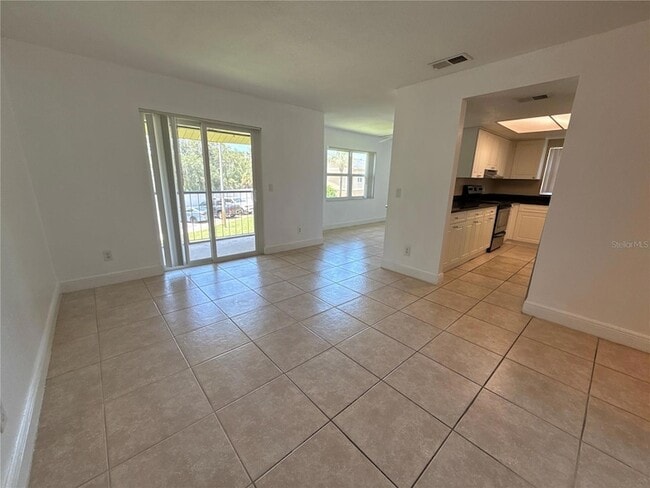 Building Photo - 9950 Turf Way