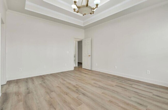 Building Photo - 1907 Igou Pl Dr