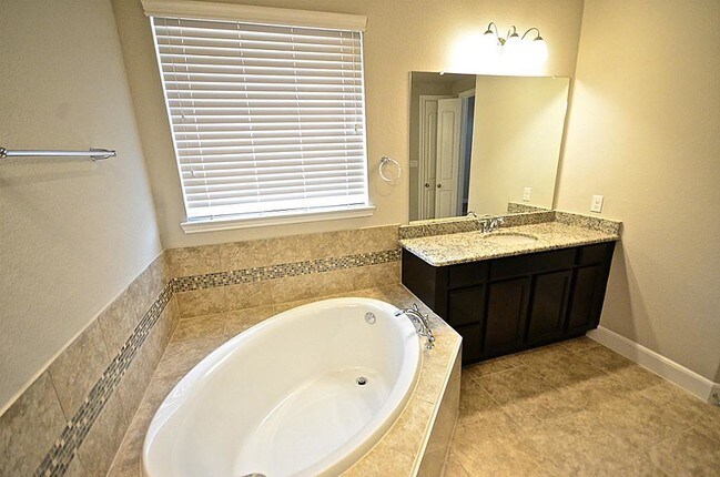Building Photo - 4526 Wyatt Roland Wy