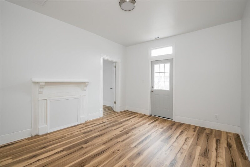 Building Photo - 2726 Alexander Ave