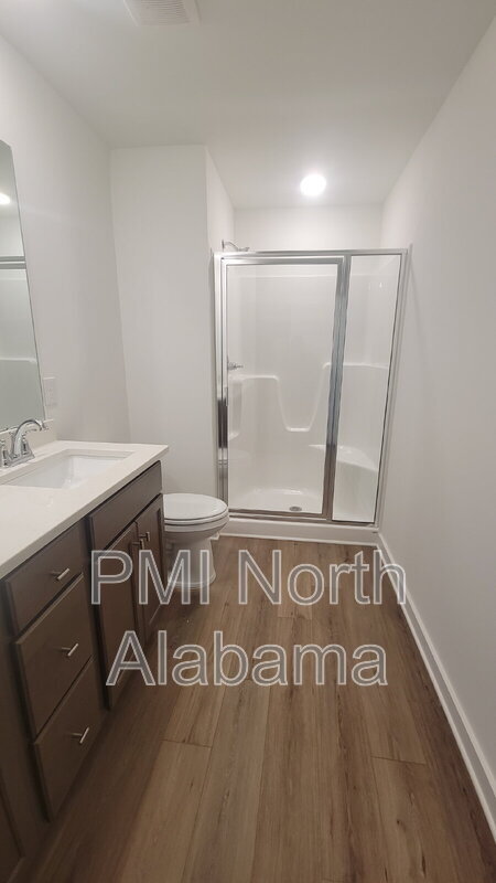 Building Photo - 7582 Discovery Pt Dr NW