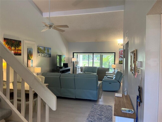 Building Photo - 650 Bird Bay Cir