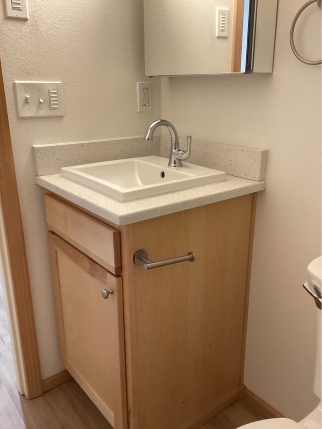 Building Photo - 648 NW Coast St