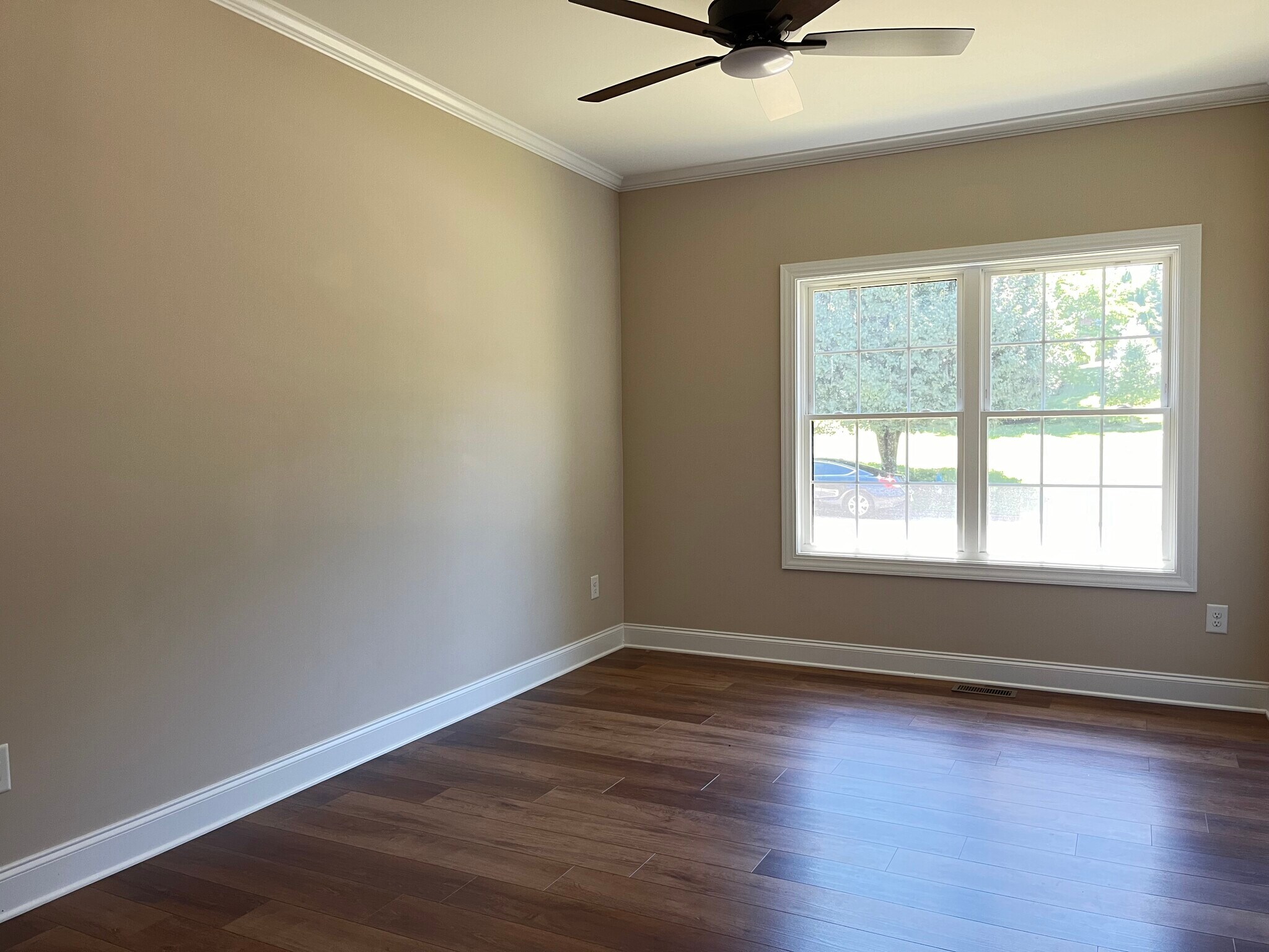 Building Photo - 3006 Vicksburg Rd