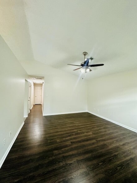 Building Photo - 2064 Coriander Ln