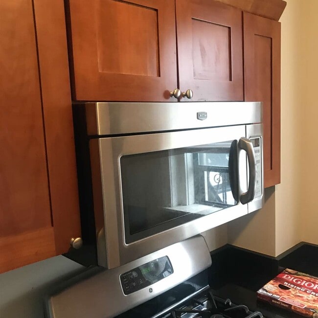 Building Photo - 50 Charlesgate E