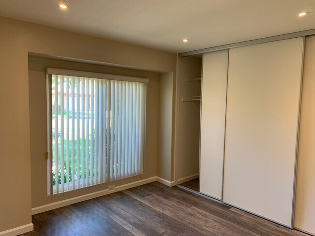 Building Photo - An Updated Leisure Village Home now available