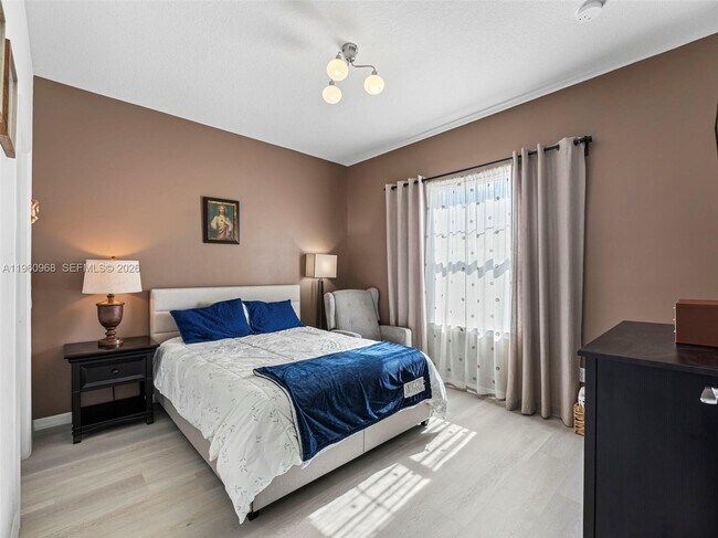 Building Photo - 3953 Black Olive Ln