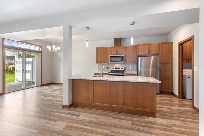 Building Photo - 313 Nooksack Ave