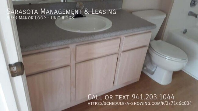 Building Photo - 8933 Manor Loop