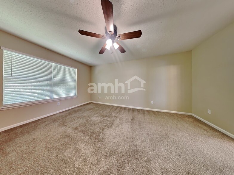 Building Photo - 96615 Commodore Point Dr