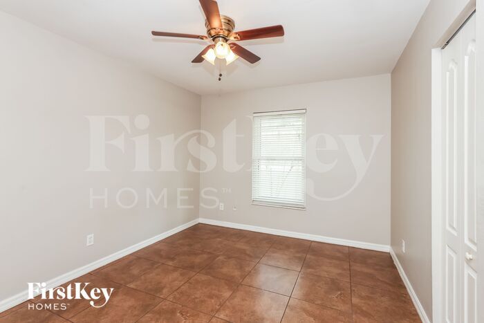 Building Photo - 17421 Kentucky Rd