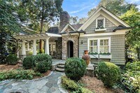 Building Photo - 2378 Glenwood Dr NE