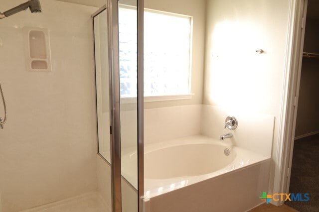 Building Photo - 9904 Maplewood Ct