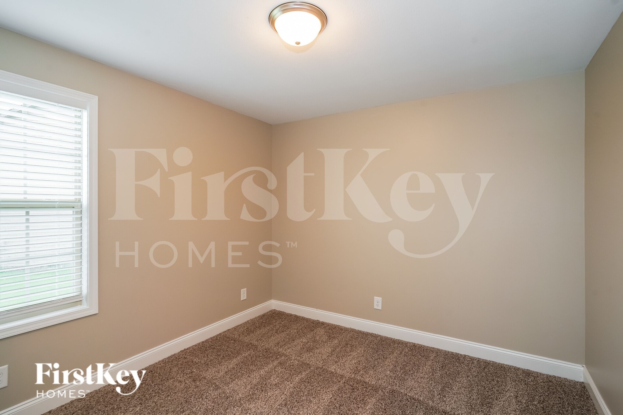 Building Photo - 791 Crestone Ln