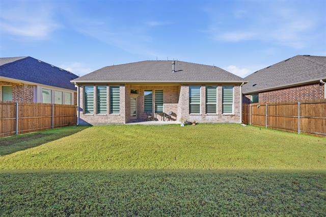 Building Photo - 2121 Esher Dr