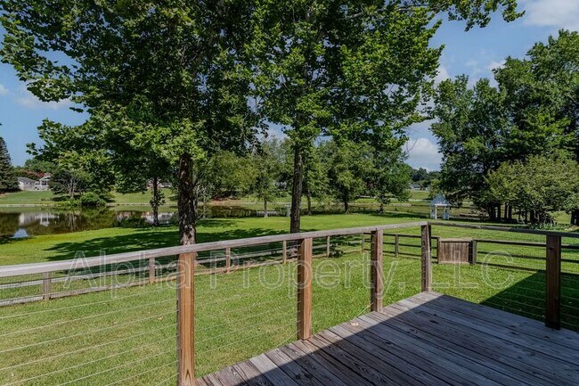 Building Photo - 106 Steeplechase Ct