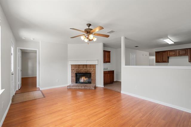 Building Photo - 13371 Sorrento Dr